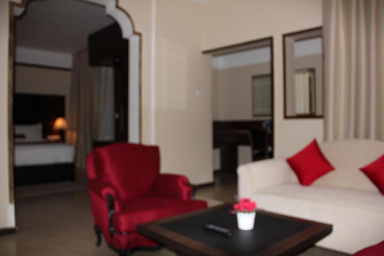 Casablu Hotel Nouakchott Exterior foto